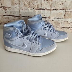 Nike Air Jordan 1 High Hydrogen Blue Satin Size 10 Womens